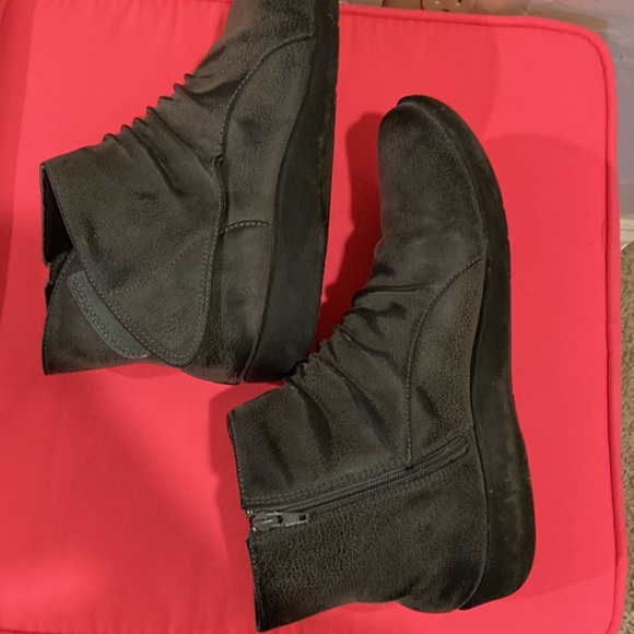 Cloudsteppers by Clark’s - size 8 - Picture 4 of 7